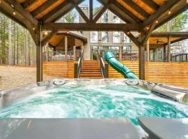 Hot tub Fire pit Games Sleeps 16 Huge Deck
