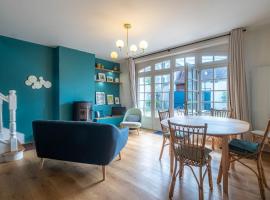 L'HIRONDELLE, hotel a Mosnes