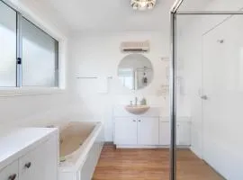 Spectacular View, Modern Comfort