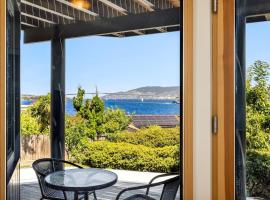 Stylish Studio with Stunning Views, hotel v destinaci Lindisfarne
