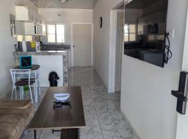 3 minutos de Mall Las Cascadas Apartamento de 2 cuartos completo, hotel v destinaci Tegucigalpa