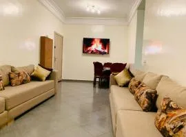 Spacious apartment 15 minutes from aéroport Marrakech juste pour les familles