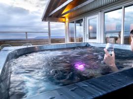Cabin in Faukás, west part of Iceland - Birta Rentals, hotel in Fossatún