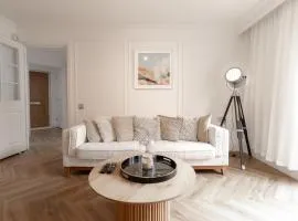 Luxury 2 Bed Apartment Edwalton