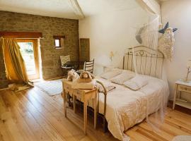 Un jardin sur la colline, hotel v destinaci Claveyson