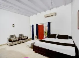 Hotel O R B Farms