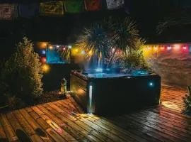 L'instant Bohème -4 personnes Jacuzzi et plages à 15 minutes