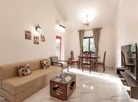 Modern 1BHK Condo With Pool 3min Walk To Beach