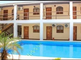 Suítes Novo Tempo, hotel v destinaci Lauro de Freitas