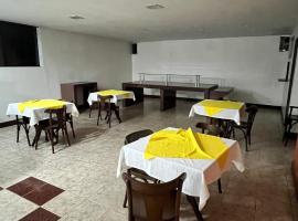 Hotel Monick, hotel en Teixeira de Freitas