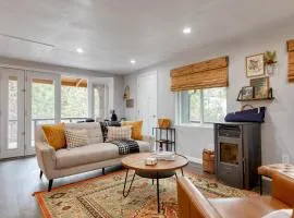 Cozy 2BR Fawnskin Cabin Big Bear Lake Hiking Trails Snow Summit Nearby