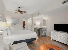 Resort Condo Steps to Beach Pool Hot Tub Tennis Golf Sandestin Miramar Beach