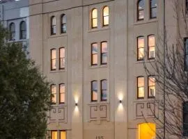 Cumberland Street deluxe apartment No5