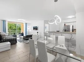 Yacht Club Miami Suite 2 Bedroom and 2 Bathroom With Baby Crib & Free Parking