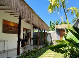 The middle Surf house