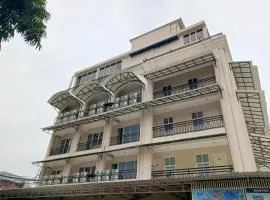 Kyrie Hotel