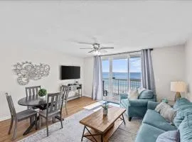 Pelican Beach Resort 809