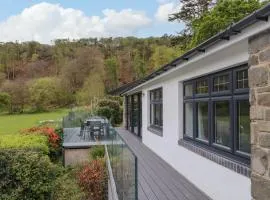 Glyn-Y-Mor