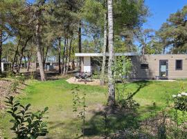 Villa Hutspot, hótel í Haarle