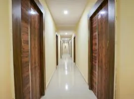 Hotel O R Square Stay Near LB Nagar Metro