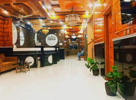 AL-AMARAT HOTEL Saddar, hotel dekat Bandara Internasional Jinnah - KHI, Karachi