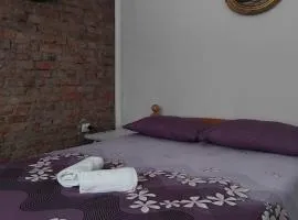 AM Rooms
