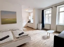 Nook & Nite Apartments