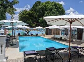 Hôtel Les 12 Collines, Ivato Aéroport, hotel poblíž Letiště Ivato - TNR, Ambohijanahary