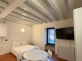 Appartamento P68, hotel v destinaci Pacengo di Lazise