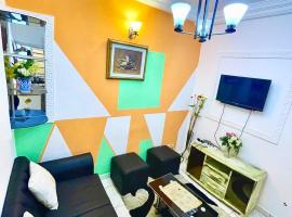Studio A2 Fustel City Bonamoussadi Santa Lucia,Wifi, chaînes TV, gardien, hotel a Douala