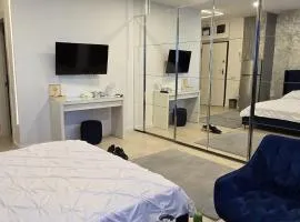 Mamaia Nord - Studio