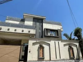 Aban Suites