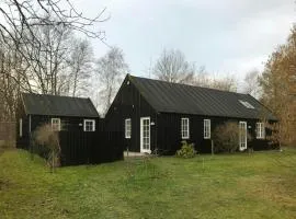 Architect-Designed Holiday Home Near The Water