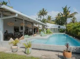 Global Surf Lodge Kabalana