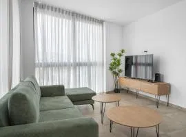J&G Suites