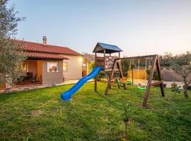 Holiday Home Enard with Jacuzzi
