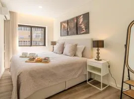 Spacious & Stylish Flat with Garage by HostWise