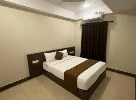 Guruyaroor suites