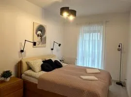 Apartament GB przy PCK 3A z bezpłatnym parkingiem by Gingerbread Apartments