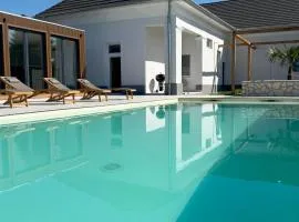 Liv Residence Lake Tisza