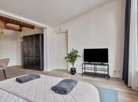 POM City Apartments