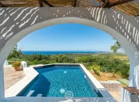 Spectacular Seaview Escape