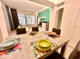 Trilo Momo con aria condizionata, wifi, posto auto e piscina