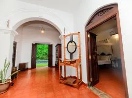 Hill House Villa - Two Bedroom