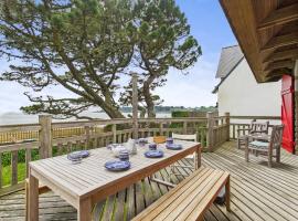 Grande maison vue mer et acces plage direct pour 7, hotel v destinaci Bénodet