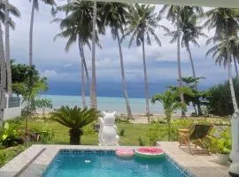PRIVATE VILLA FRONT BEACH Infinity Pool