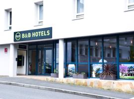 B&B HOTEL Rodez Bourran، فندق في روديه