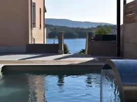 Pearl of Cres