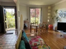 Havre de paix cosy avec jardin proche du centre-ville de Poitiers