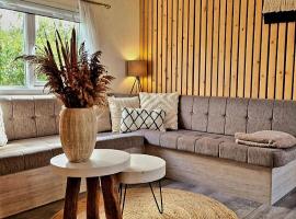 EnJoy Meer und See Ferienhaus -In Lauwersoog- 1-6 Pers- 3 Schlafzimmer, hotel na praia em Lauwersoog